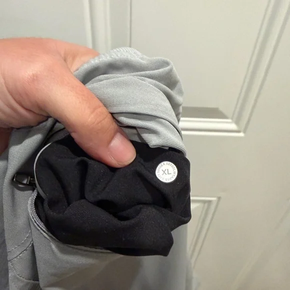 Lululemon ABC Jogger 30"
Silver Drop XL - Picture 5 of 6